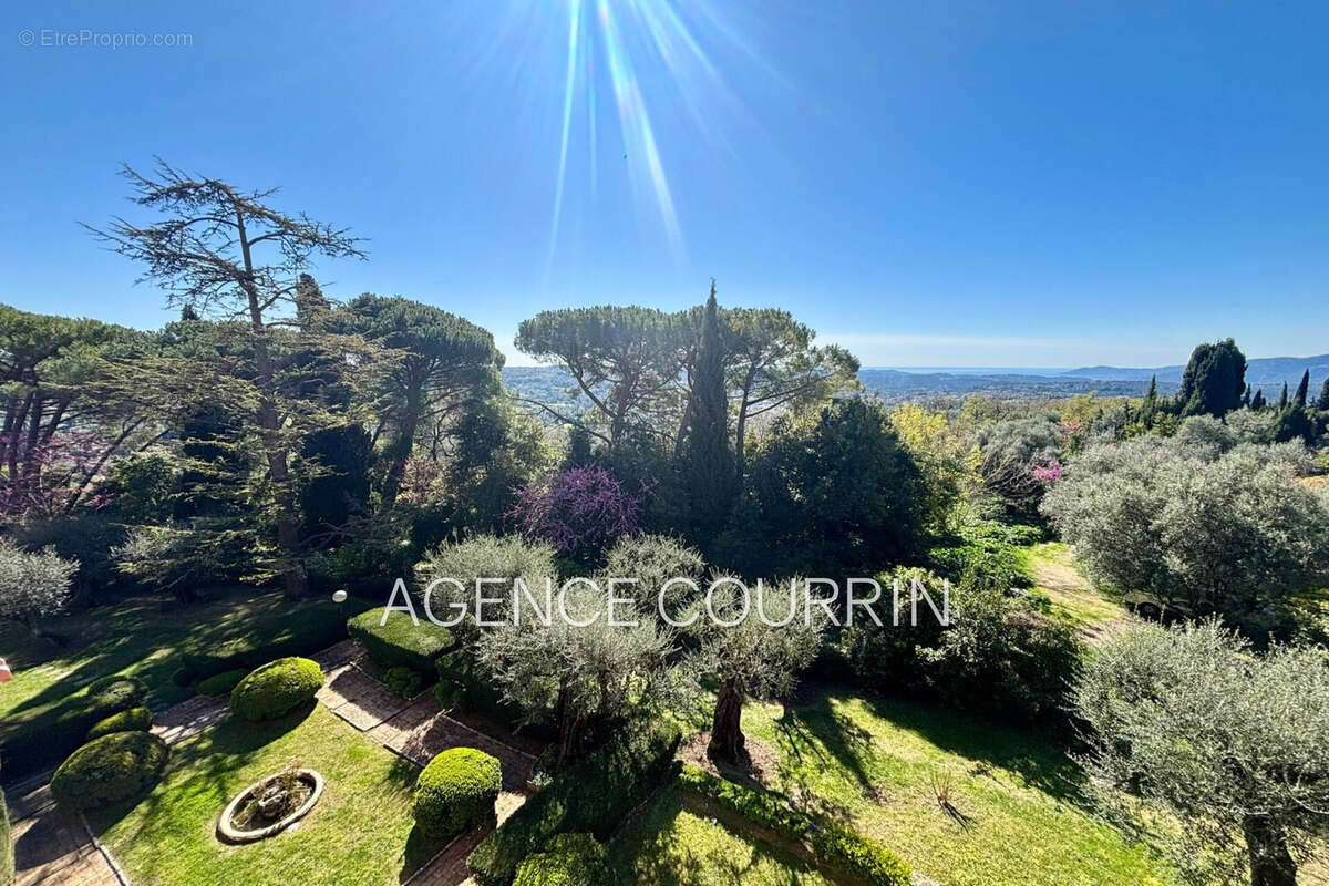 Appartement à GRASSE