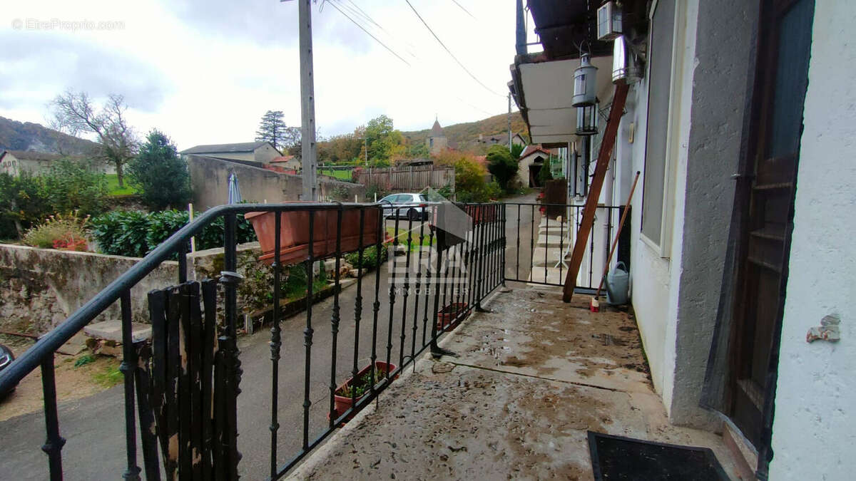 Maison à ONCIEU