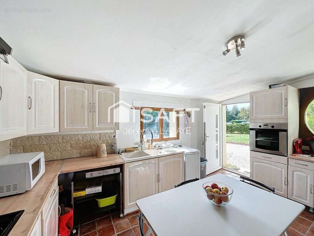 Photo 6 - Maison à LE PONT-CHRETIEN-CHABENET