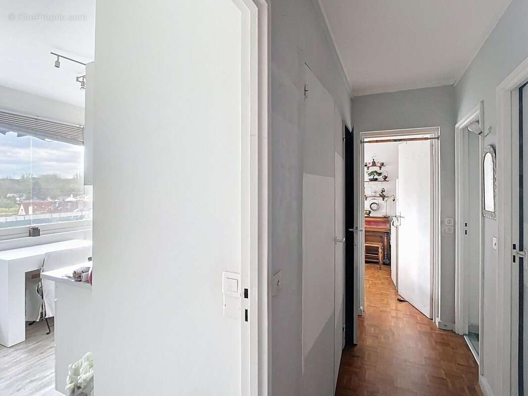 Photo 7 - Appartement à LE PERREUX-SUR-MARNE