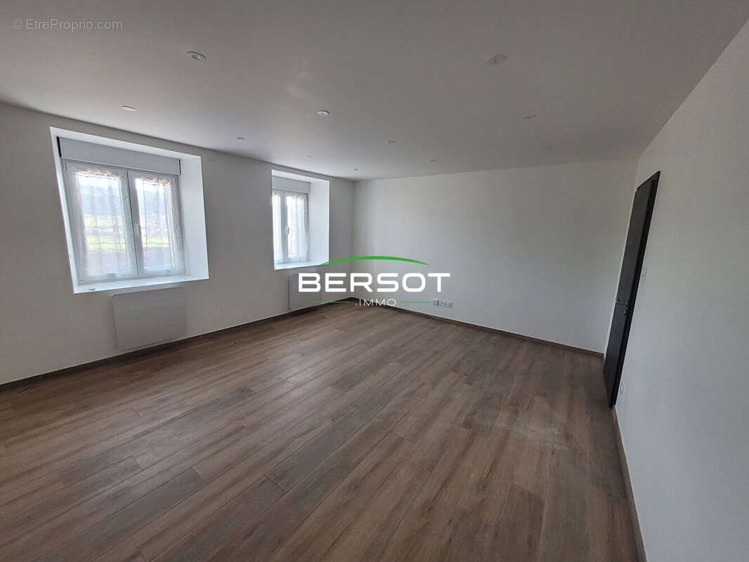 Appartement à MORTEAU