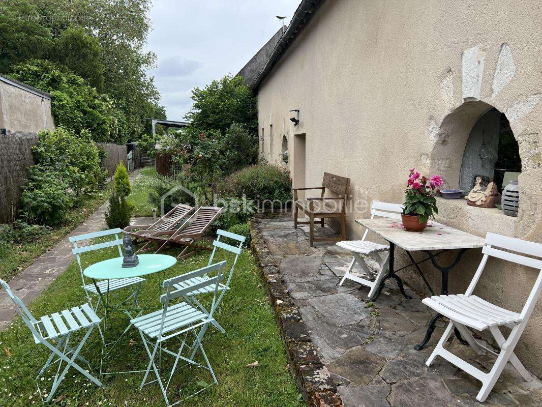 Maison à SAINT-DENIS-EN-VAL
