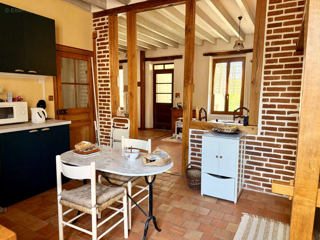 BRIARE - maison de ville T6 + jardin prête à vivre 125m2 - photo 9