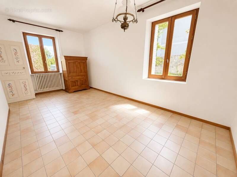 Maison de 4 pièces principales - photo 4