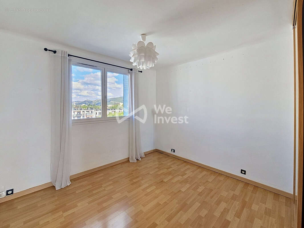 Appartement à MARSEILLE-12E