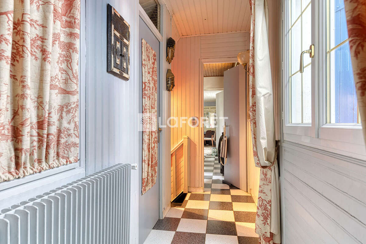 Maison à LIMEIL-BREVANNES