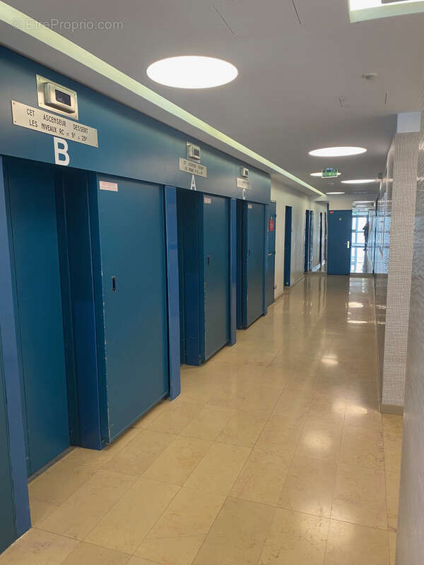 Appartement à PARIS-20E