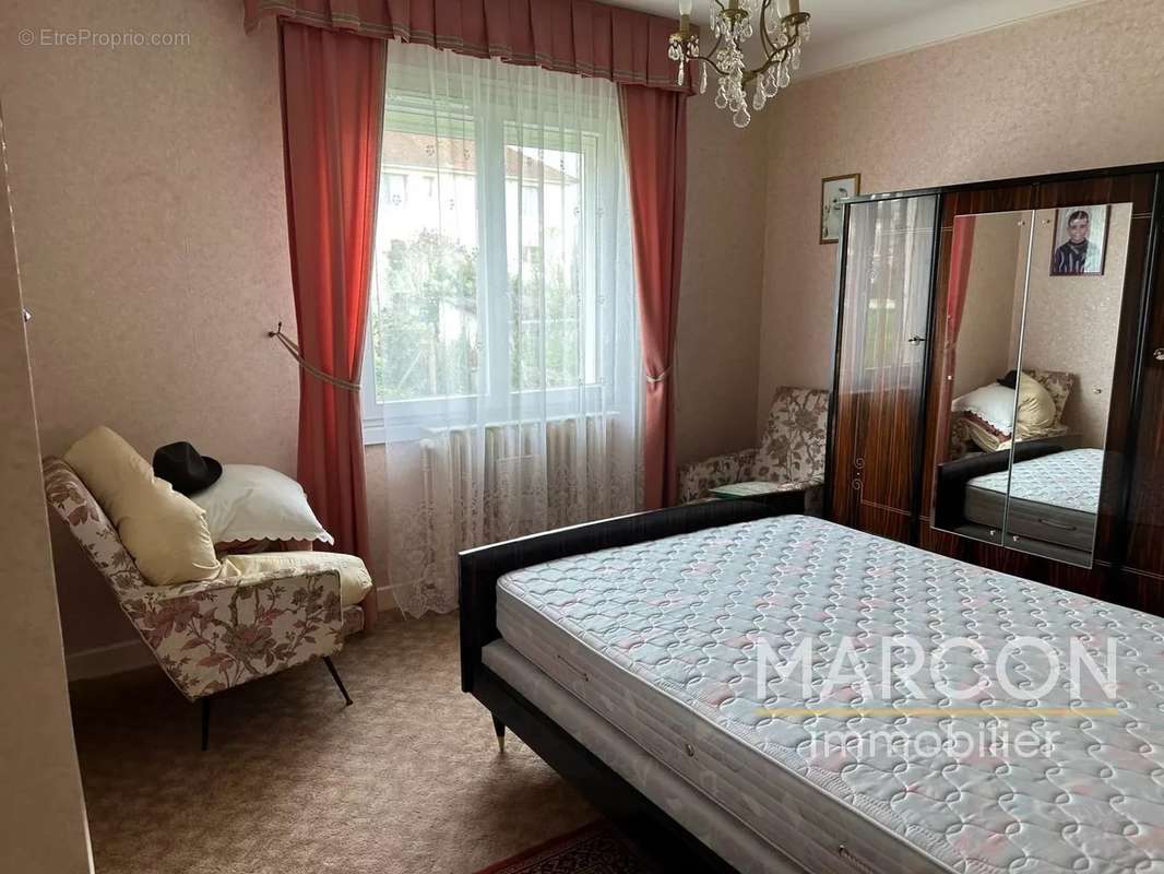 Maison à LA SOUTERRAINE