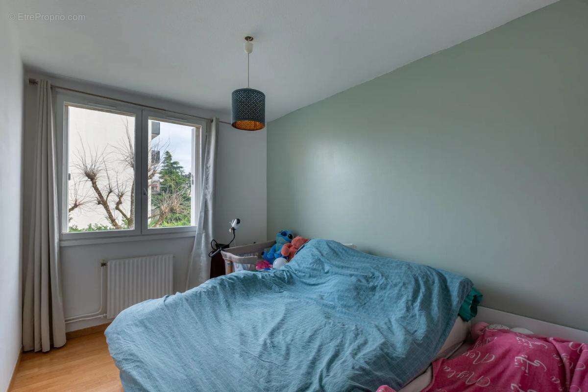 Appartement à VAULX-EN-VELIN