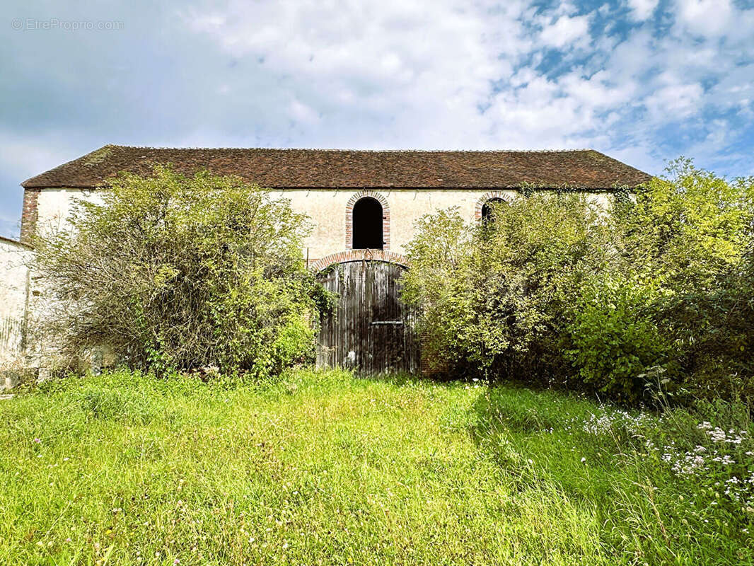 Maison à PAROY-EN-OTHE