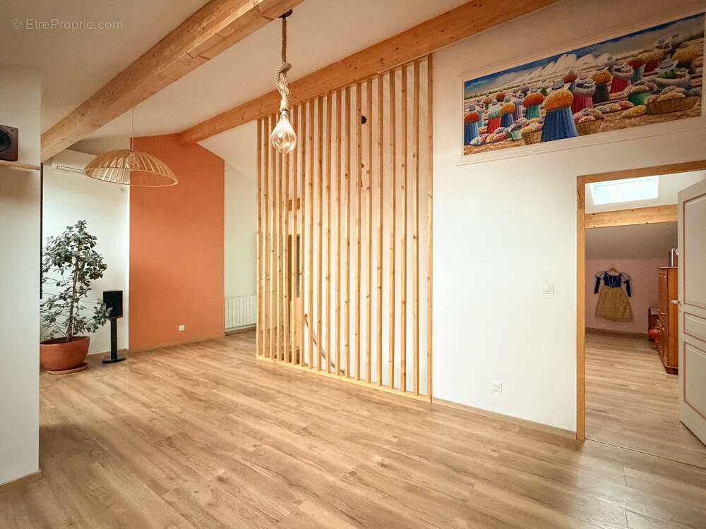 Maison à LESSY