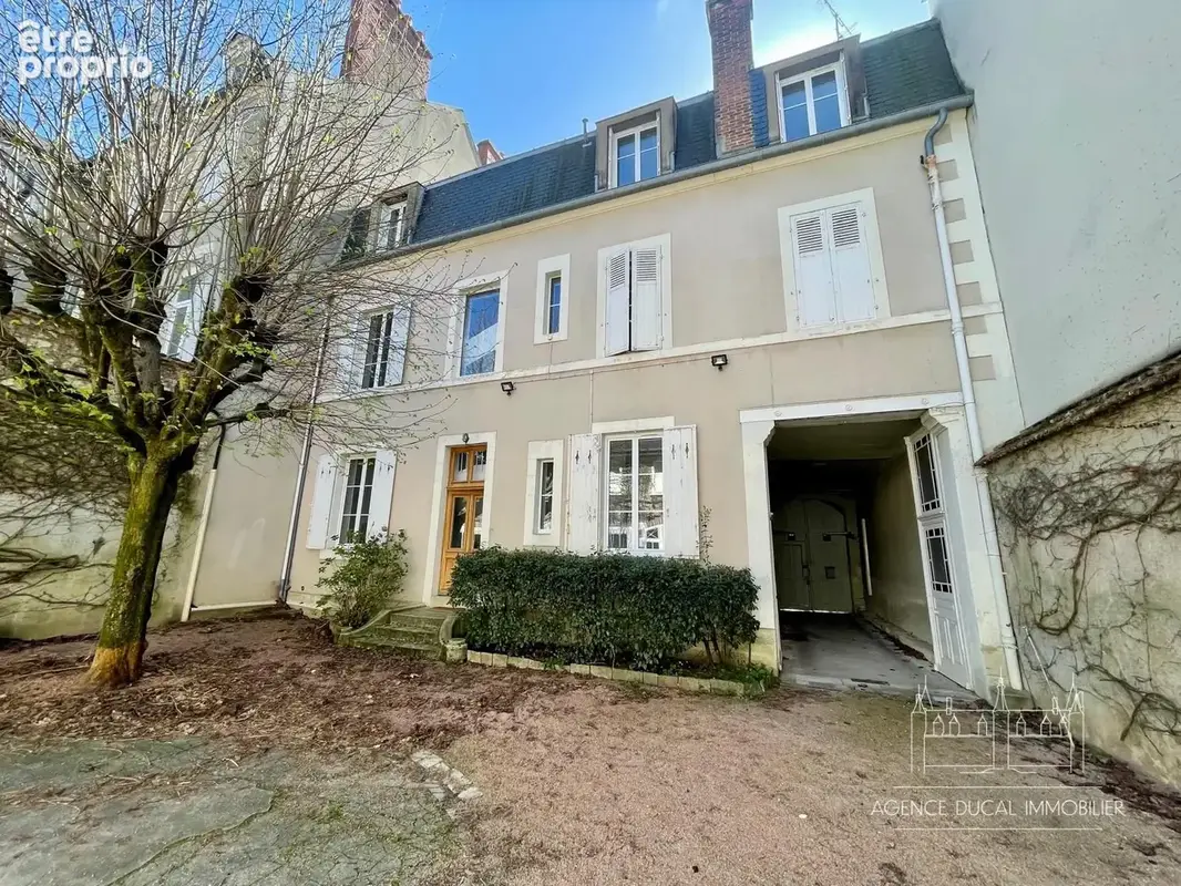 Appartement 448 m² à vendre à Nevers (58000) - photo 2