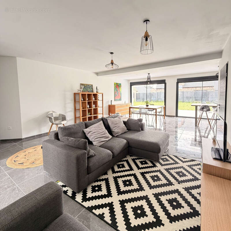 Maison 147 m² à Sailly-Sur-La-Lys  - photo 4