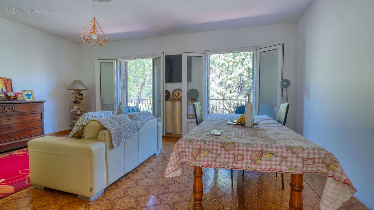 Maison à SAN-MARTINO-DI-LOTA