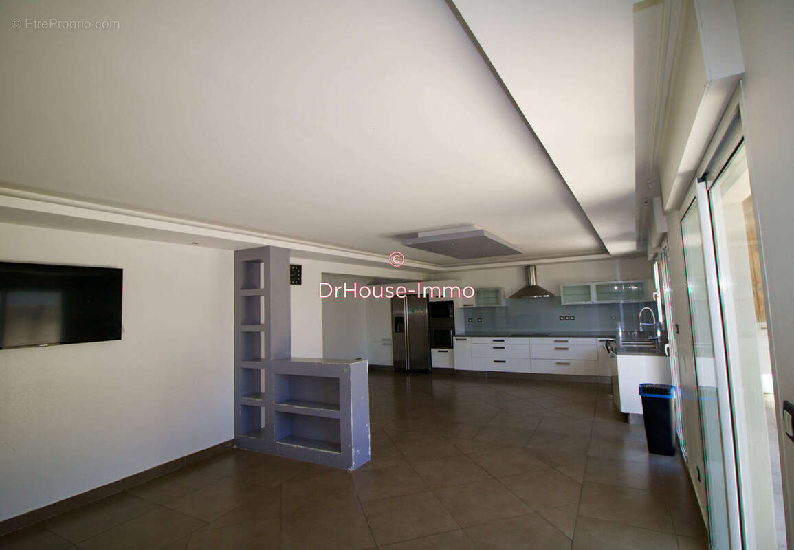 Maison 221 m² à Rance  - photo 4