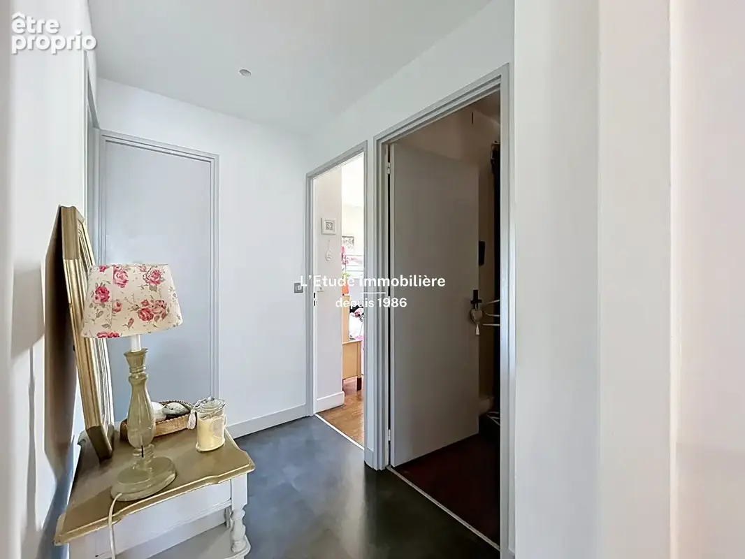 CALUIRE BOUTARY - 138 m2 - 4 chambres - Parc & Tennis - photo 11