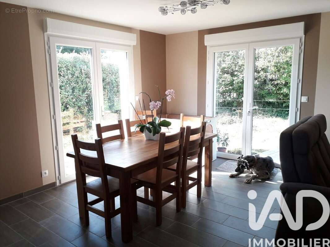 Photo 2 - Maison à TOURVILLE-SUR-SIENNE