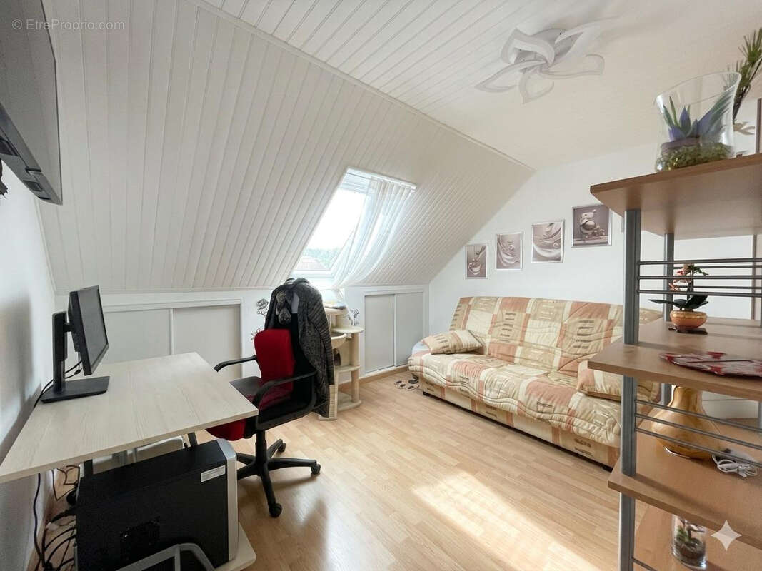Maison à CESSON