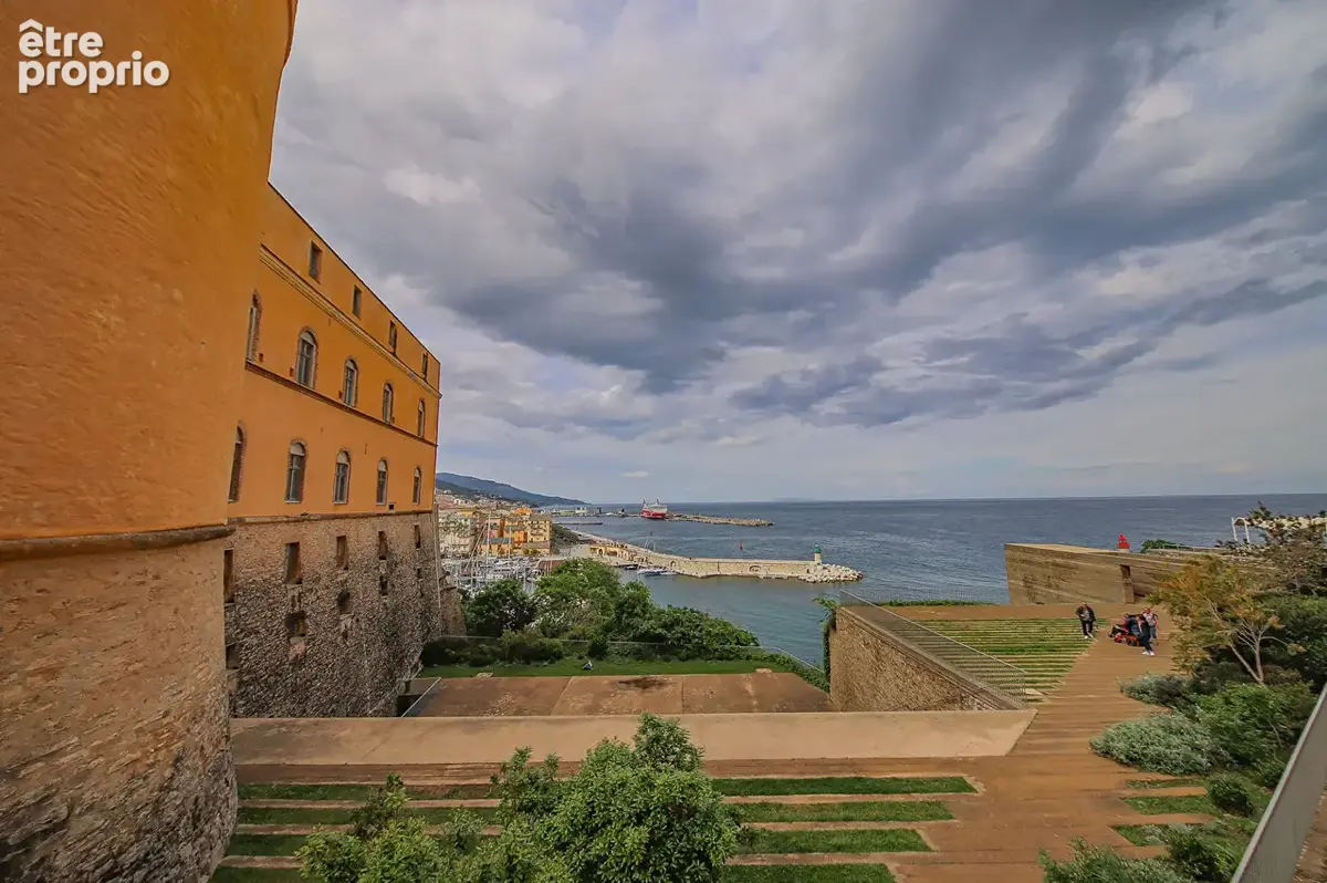 Coeur de Bastia : joli appartement 2 pièces - photo 3