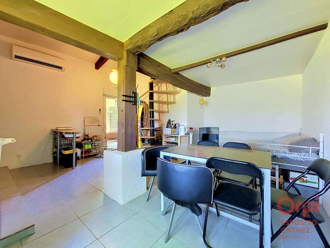 Maison à AMOU