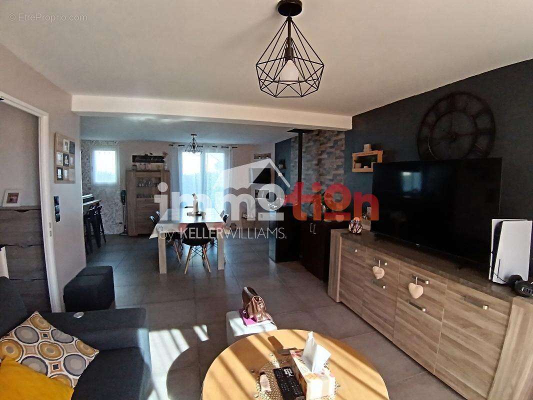 Maison à FRIVILLE-ESCARBOTIN