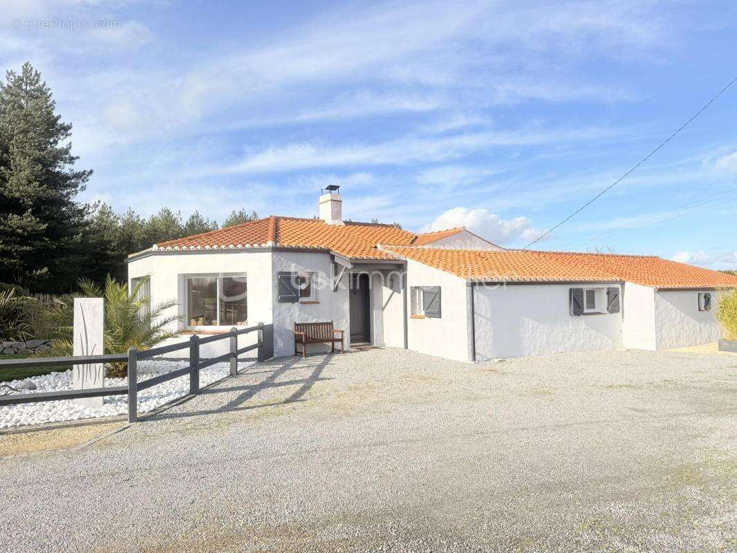 Maison à SAINT-GERVAIS