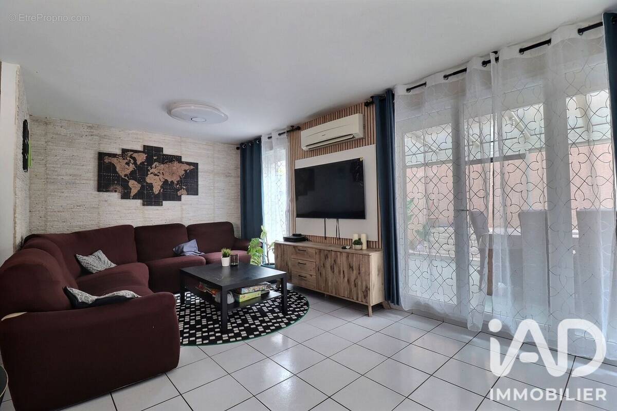 Photo 1 - Maison à MARSEILLE-15E