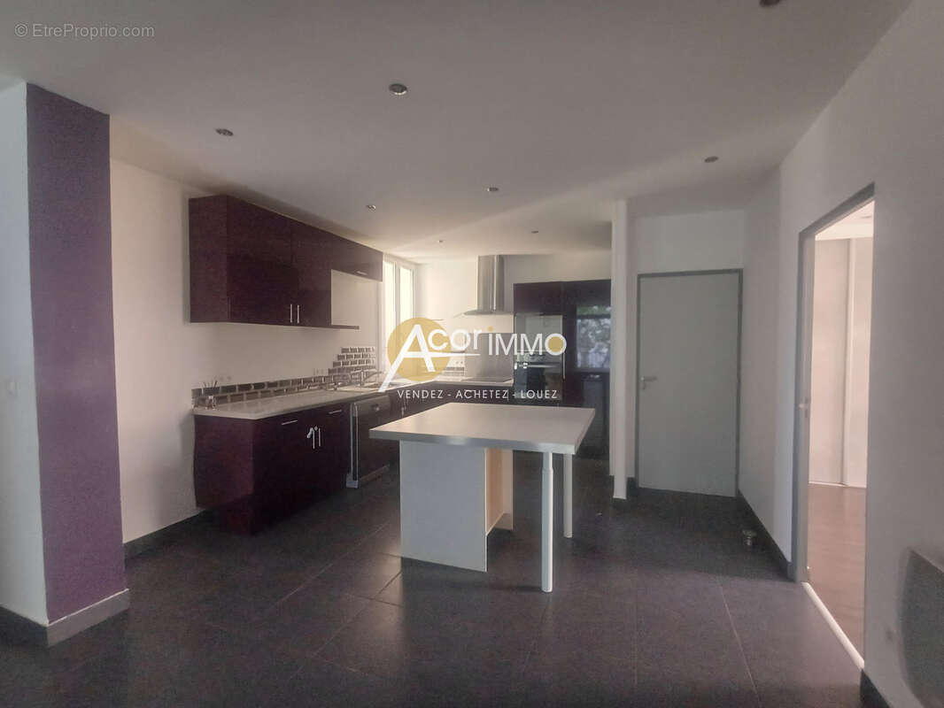 Toulon   Appartement rénové T3 de 85m2 - photo 4