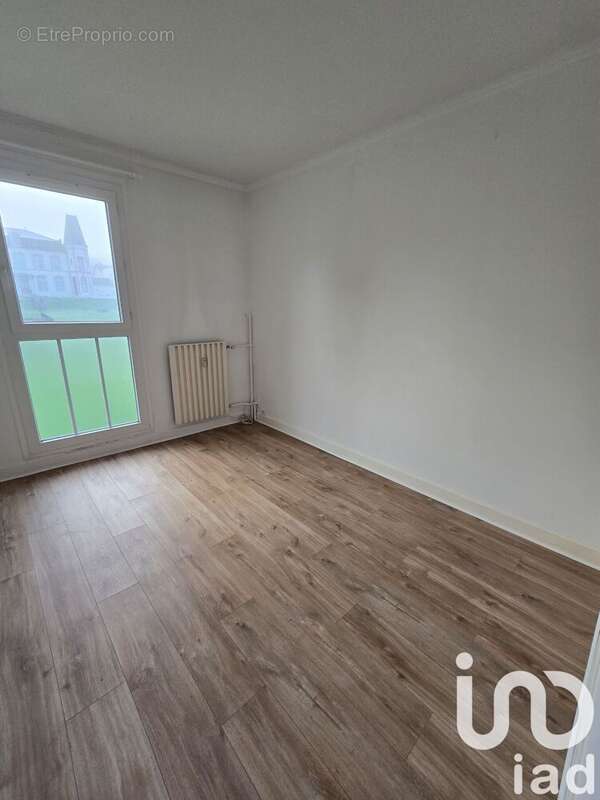 Photo 3 - Appartement à ETAMPES-SUR-MARNE