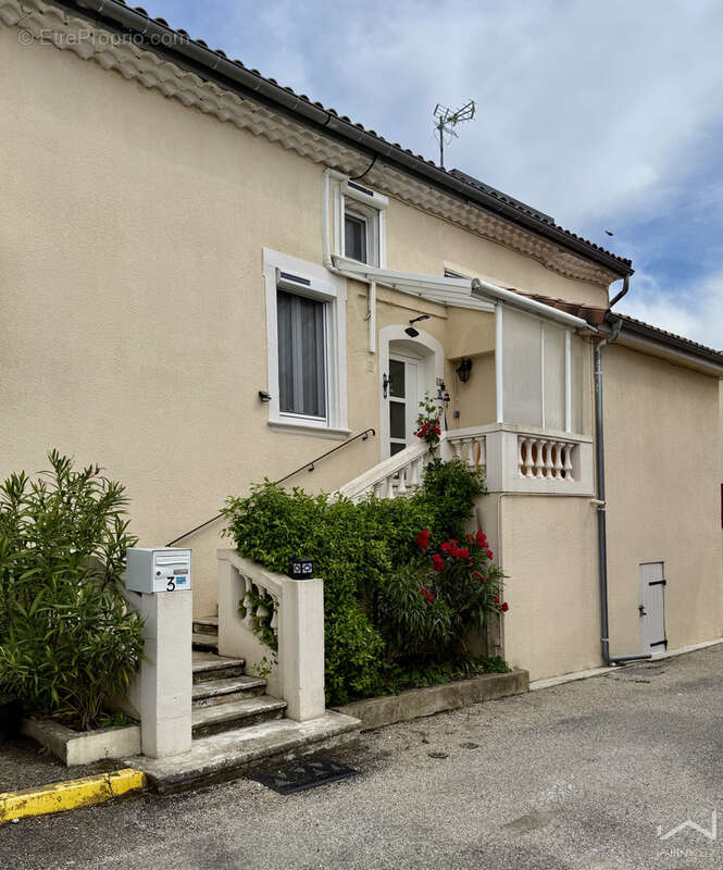 Coup de cœur à 5 minutes de grignan   maison rénovée 100 m2, 3 chambres, terrasse tropézienne et cave de 50 m2 - photo 15
