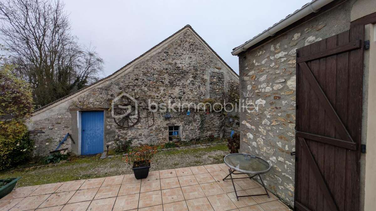 Maison à JOUY-SUR-MORIN