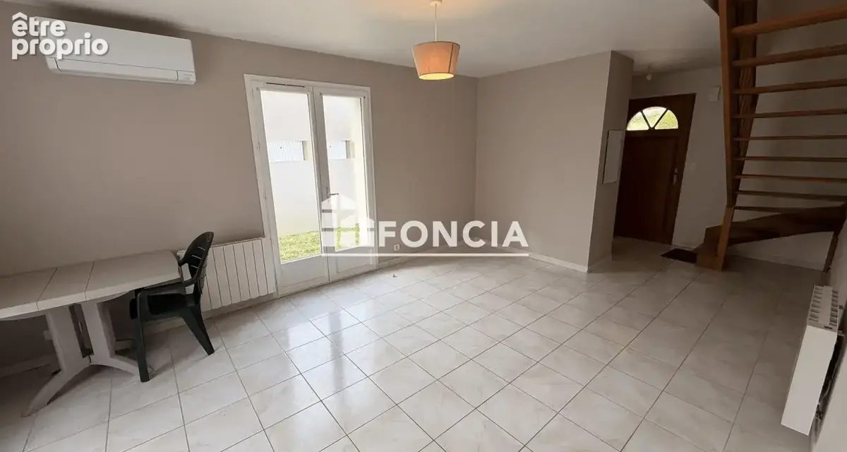 Maison trois chambres à POMBONNE - photo 5