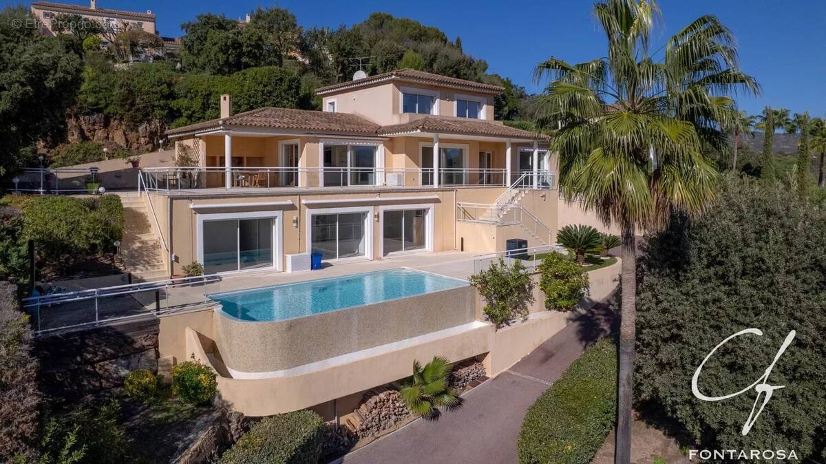 Maison à SAINT-RAPHAEL