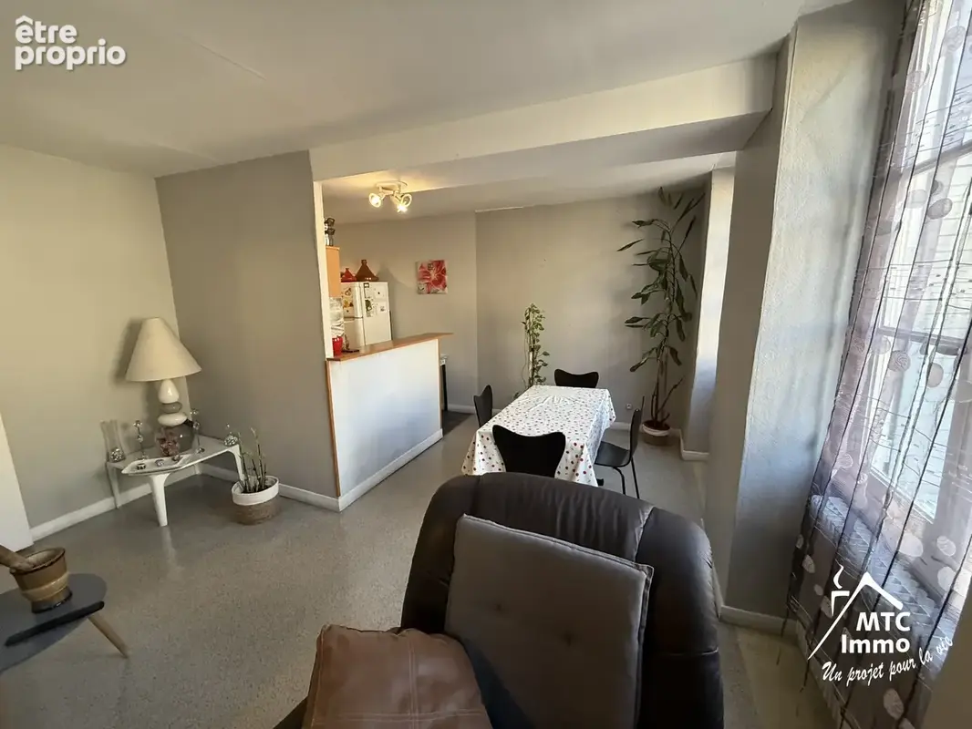Appartement t2 48,03 m2 carrez en hyper centre - photo 3