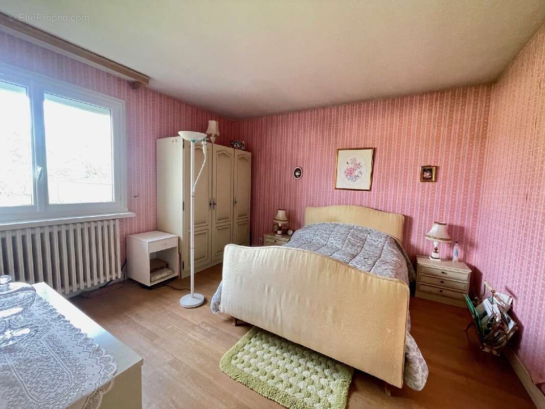 Maison à MILLY-LA-FORET