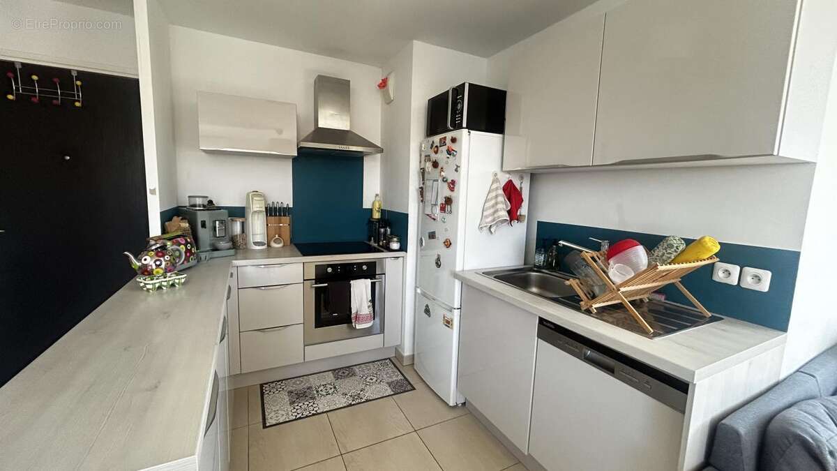 Appartement à MARSEILLE-4E