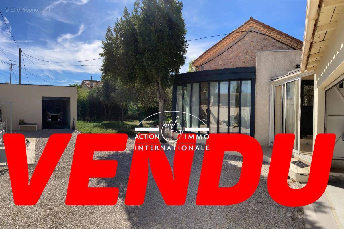 Maison à SAINT-MARTIN-DE-CRAU