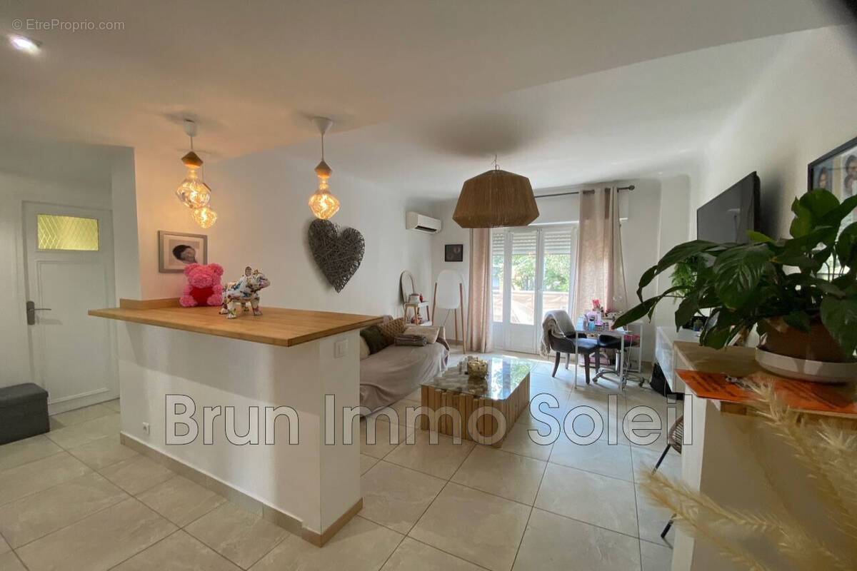 Appartement à CAGNES-SUR-MER