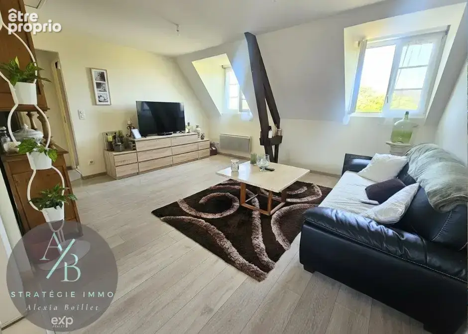 Appartement 195 m² à vendre à Etrepagny (27150) - photo 2