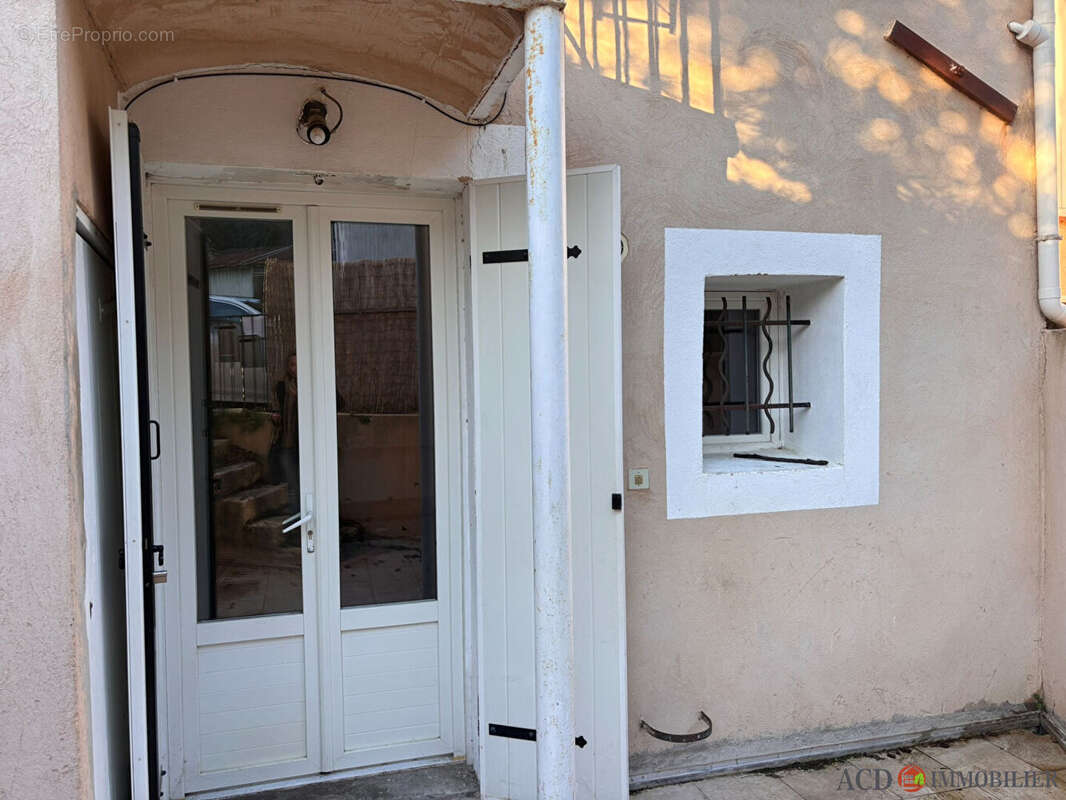 Appartement à VELAUX