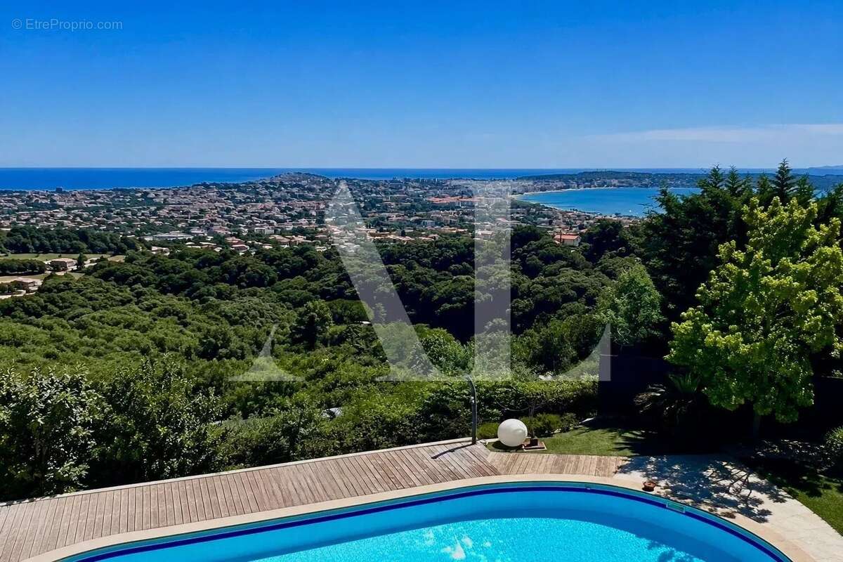Super-cannes – villa contemporaine avec vue mer panoramique - photo 3