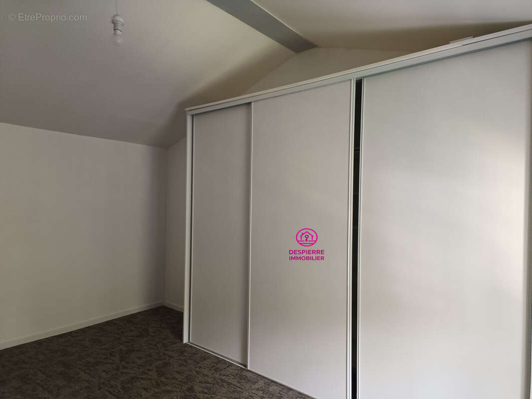 Maison à LE PEAGE-DE-ROUSSILLON