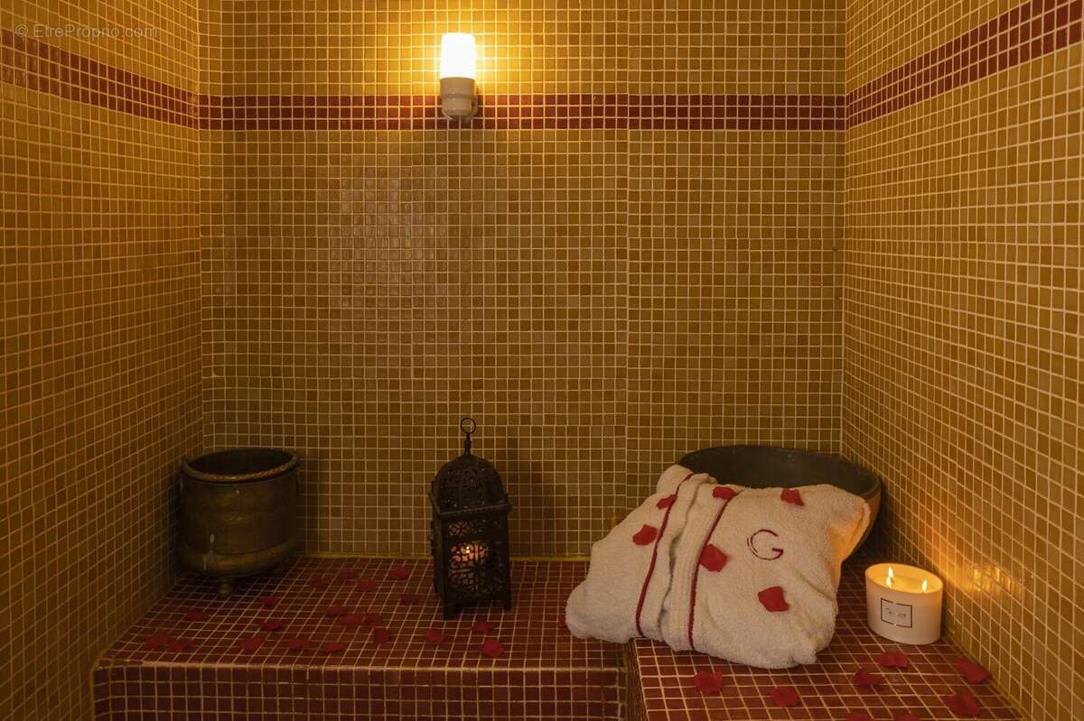 Commerce à SAINT-GIRONS