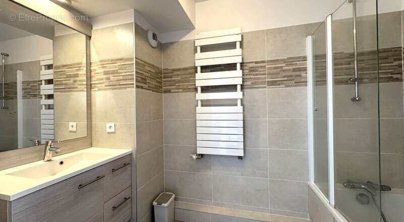 Appartement à CHATILLON