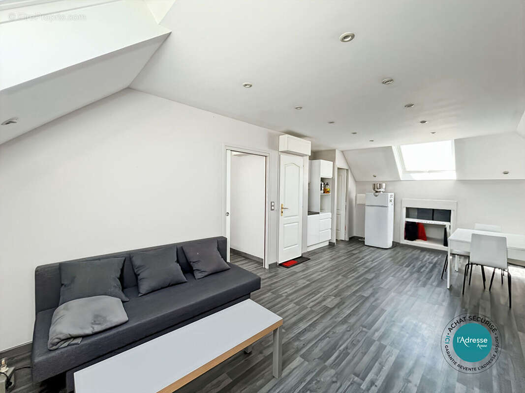 Maison à GUIGNEVILLE-SUR-ESSONNE