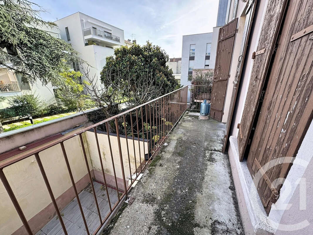 Appartement à LYON-7E