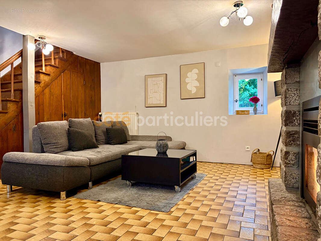 Charmante maison en pierre - MONTPINCHON - photo 6