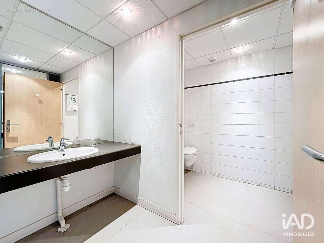 Photo 9 - Commerce à CORNEBARRIEU