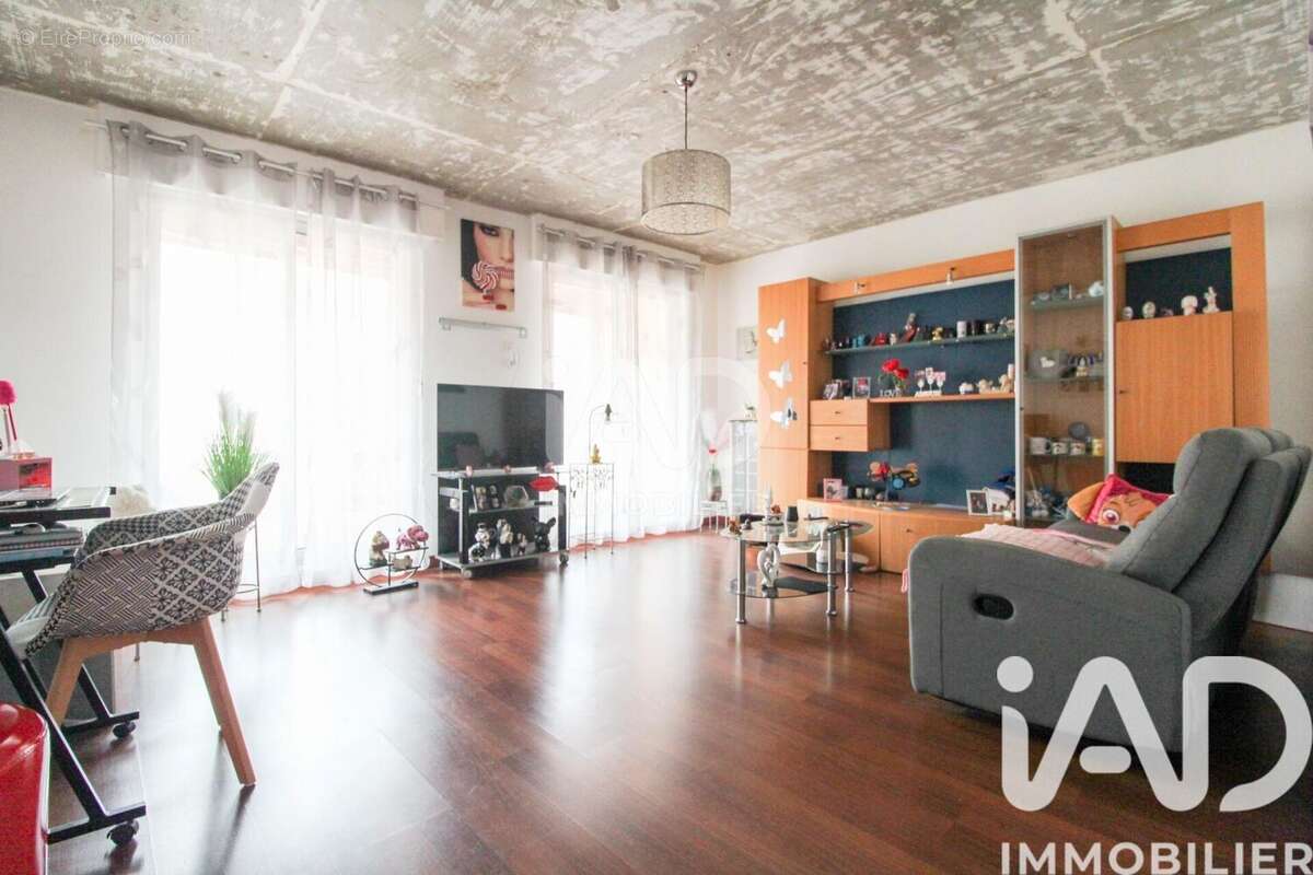 Appartement 67 m² à Saint-Affrique  - photo 7