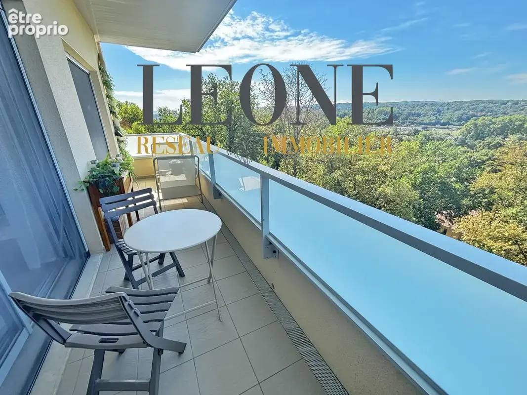 Appartement à L'ISLE-D'ABEAU